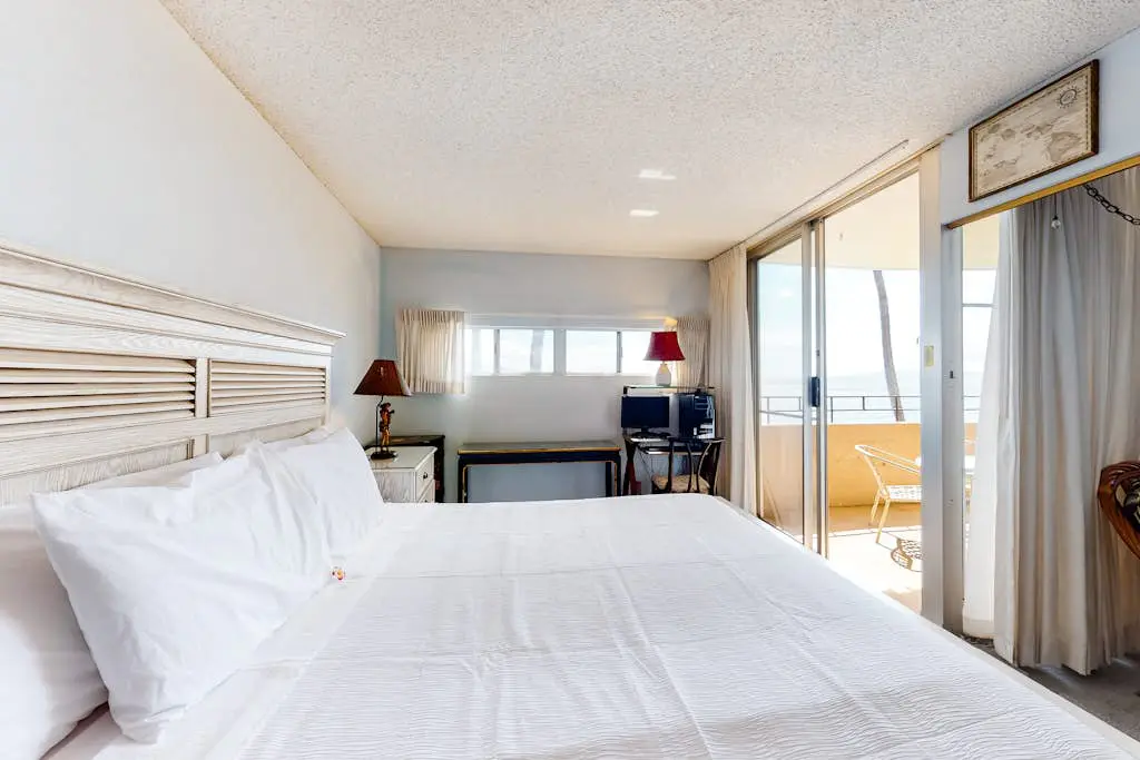Island Sands Resort 208