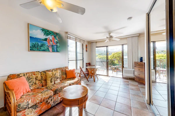 Kihei Akahi Condo w/ A/C, Pool, Private W/D, & Close to Beaches