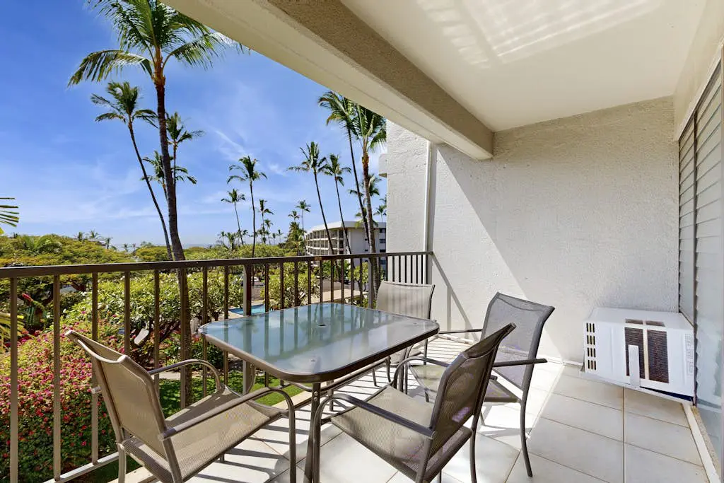 Kihei Akahi D215