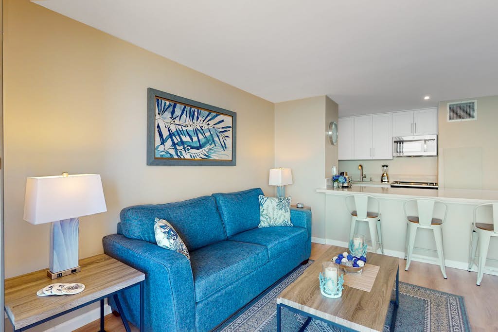 Newly remodeled Sugar Beach Resort condo w/shared pool & hot tub
