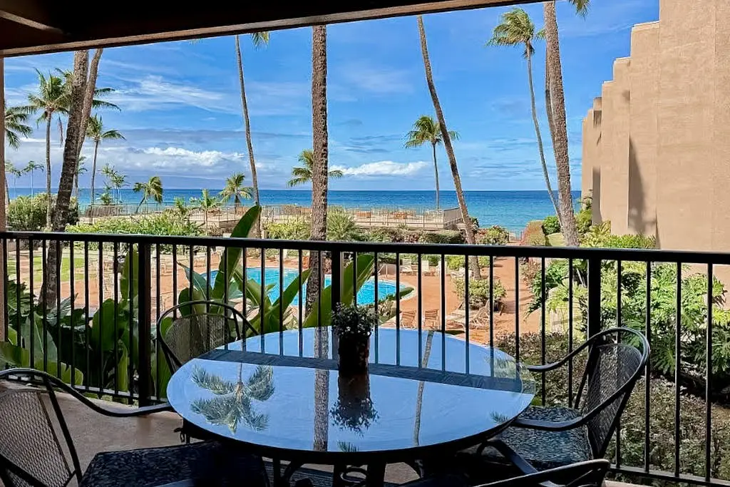 Hale Ono Loa 210