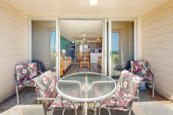 Hale Kai O Kihei Condo w/ Free WiFi, Shared Pool-Waves Await