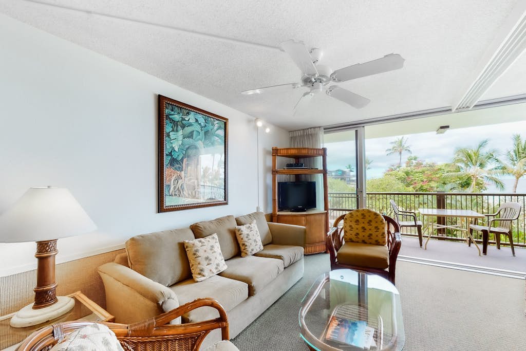 Mana Kai Maui Resort condo with resort amenities, near beaches, waves & surf