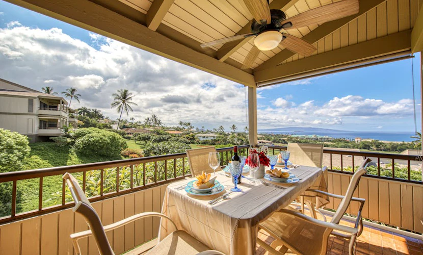Ocean View Townhouse, Two Story, Central Air, Free Internet, & Washer & Dryer