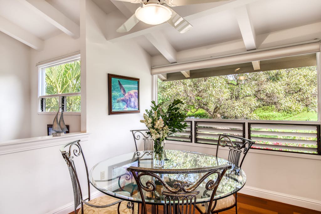 Ocean View Townhouse, Two Story, Central Air, Free Internet, & Washer & Dryer