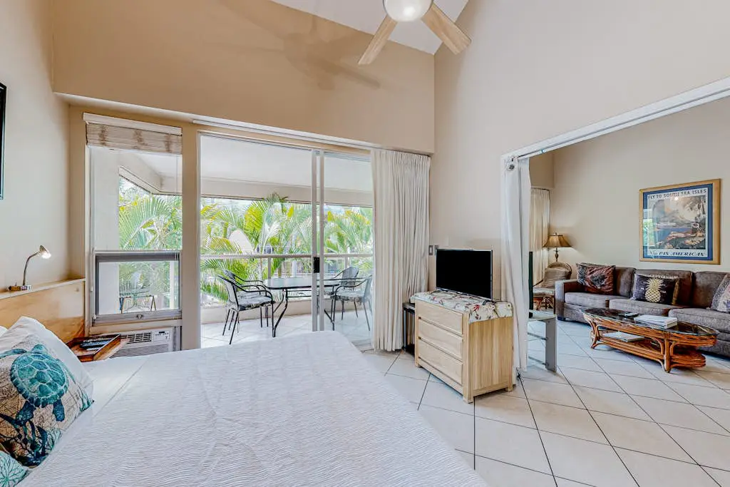 Maui Banyan B204