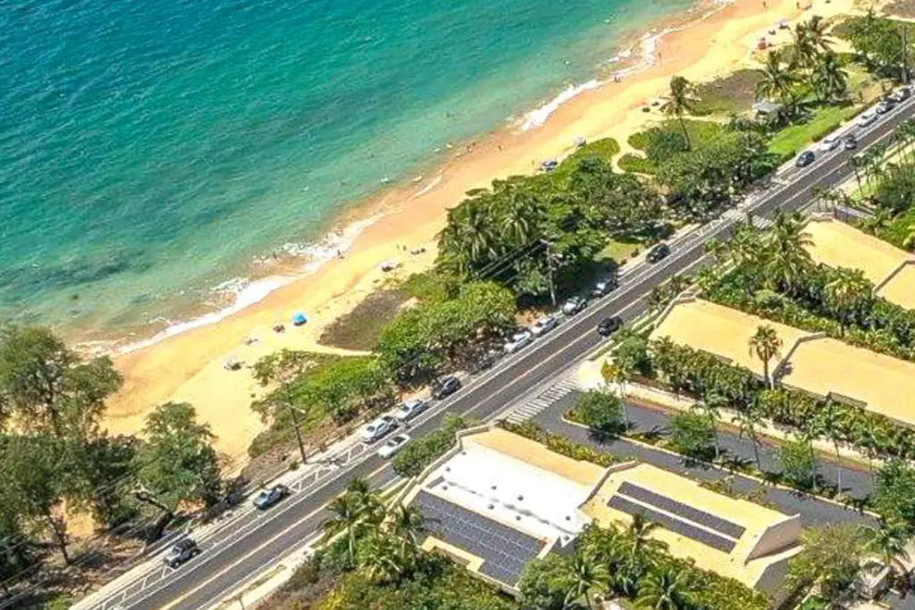 Maui Banyan B204