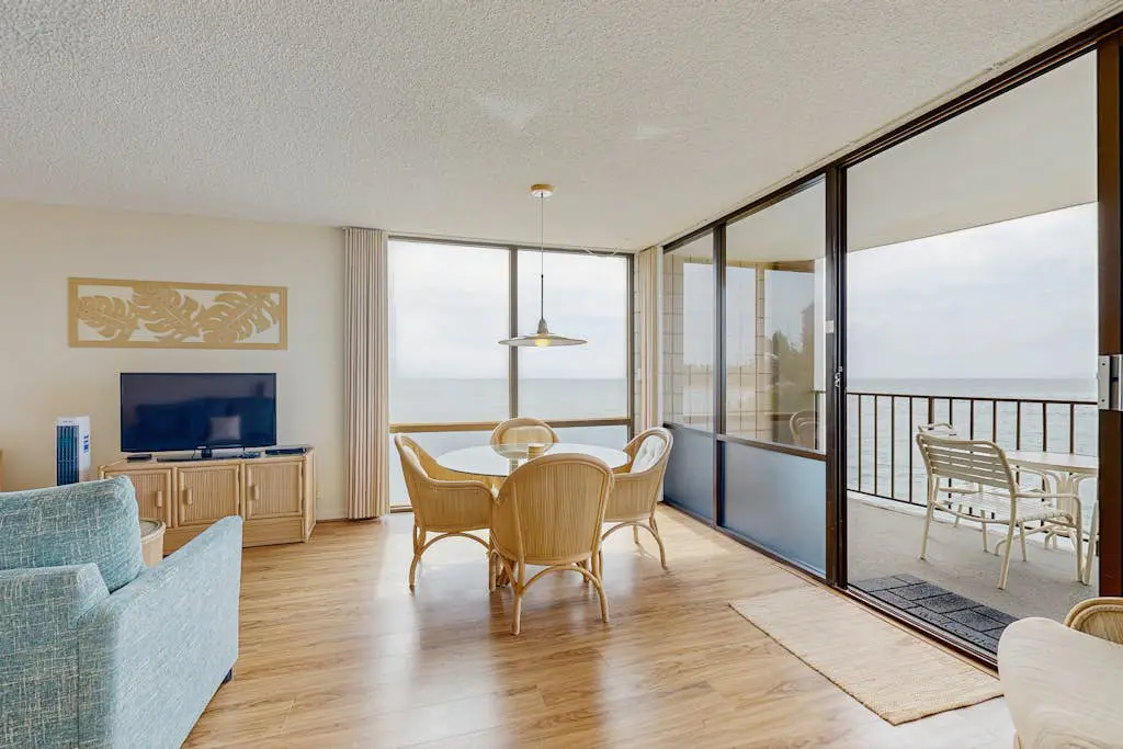 Valley Isle Resort 210