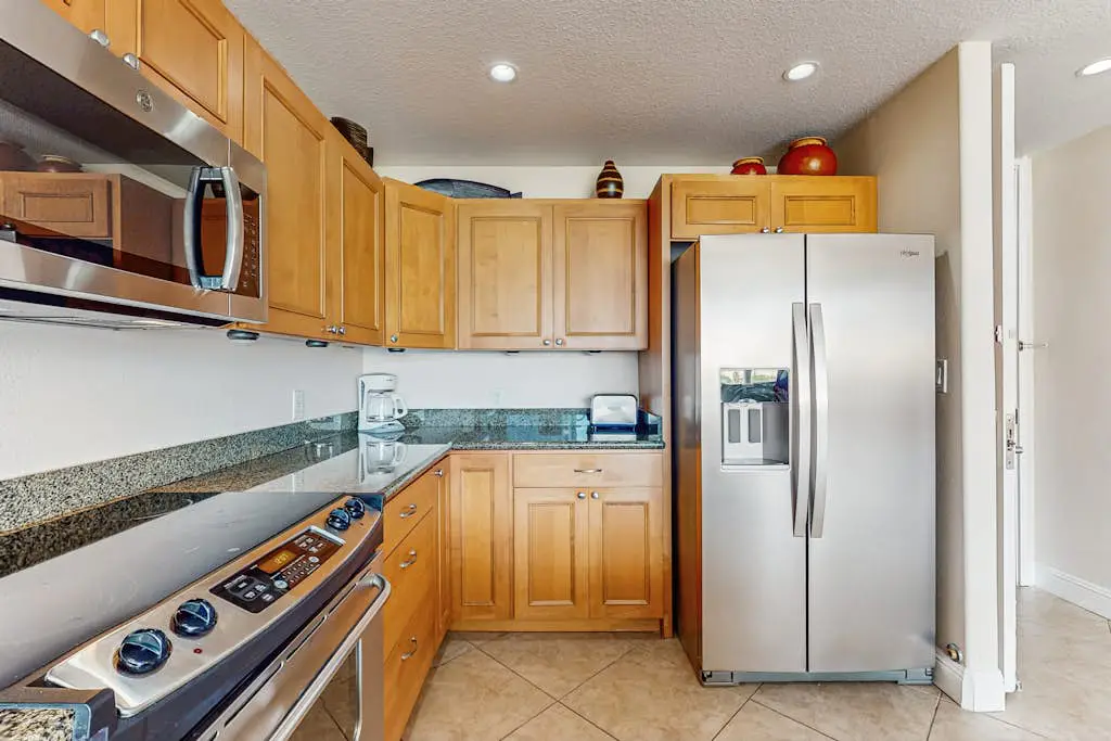 Lahaina Shores 706