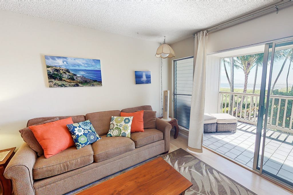 Terrific Condo w/Free WiFi, Shared Pool, Tennis Court, Water Views, Shared W/D