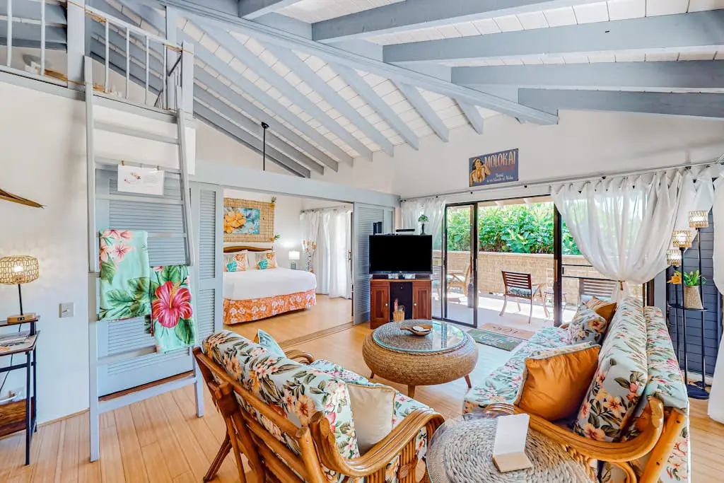 Plumeria Breeze at Ke Nani Kai #201
