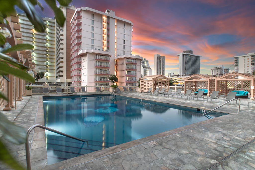 Studio with hardwood floors, ocean views - pool, hot tub, & sauna on-site
