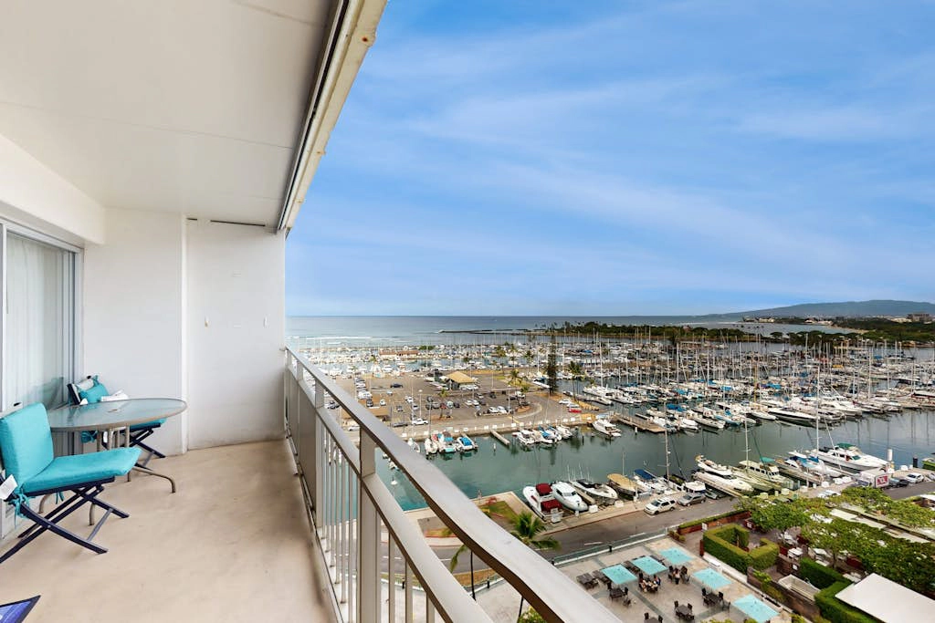 Ilikai Hotel 1133