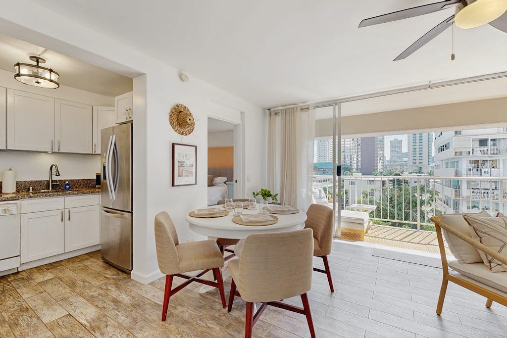 Inviting apartment with city views, WiFi, partial A/C, washer/dryer, & balcony