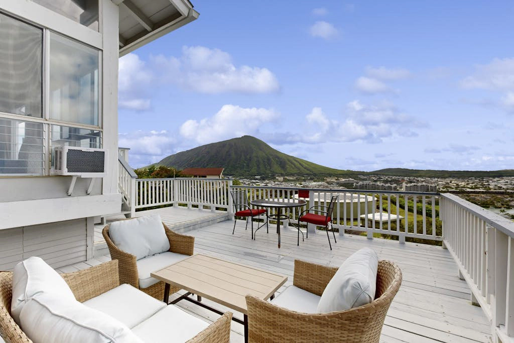 Hawaii Kai Dream - 30-Night Minimum