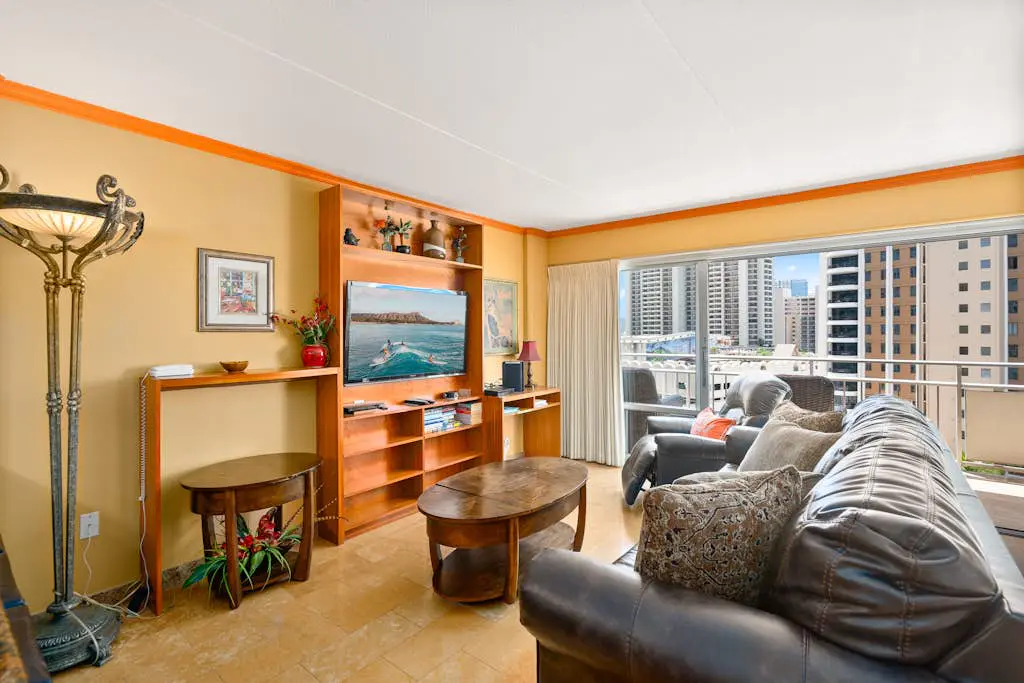 Ilikai Hotel 838