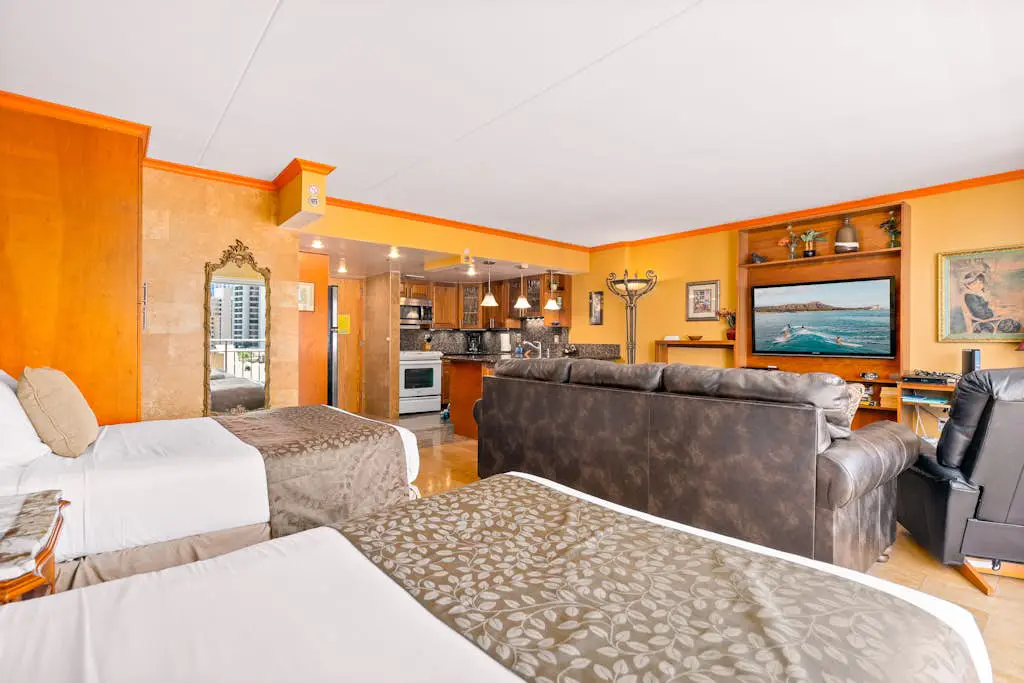 Ilikai Hotel 838