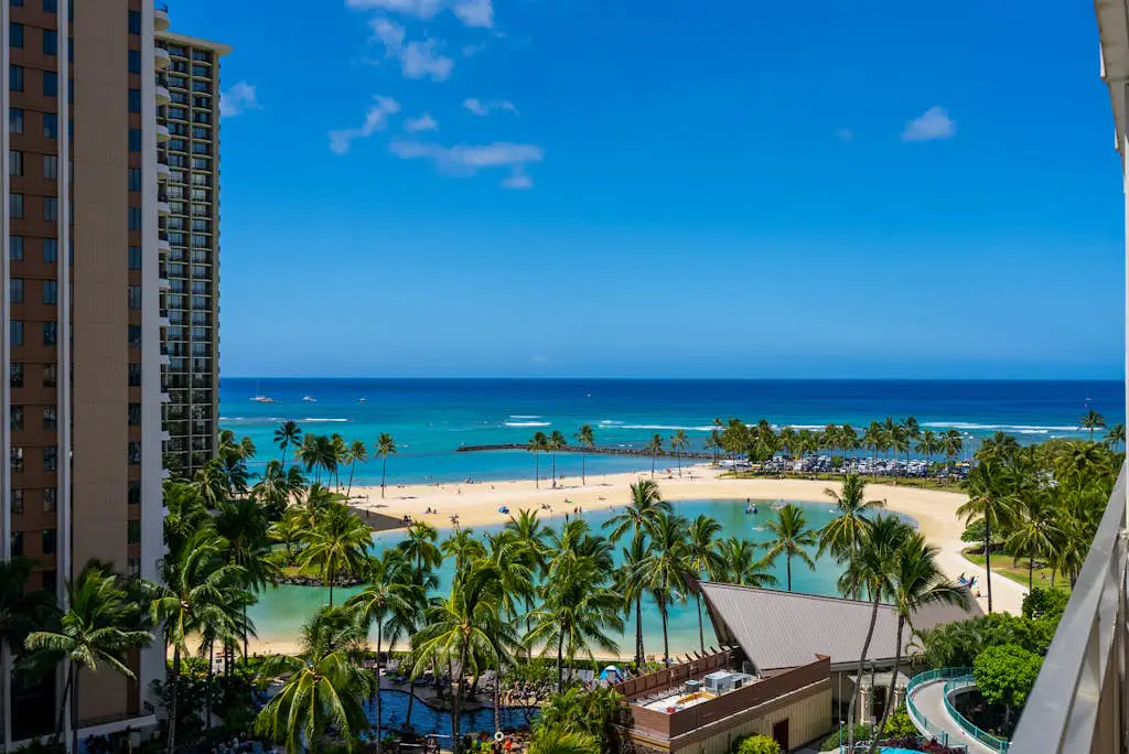 Ilikai Hotel 838