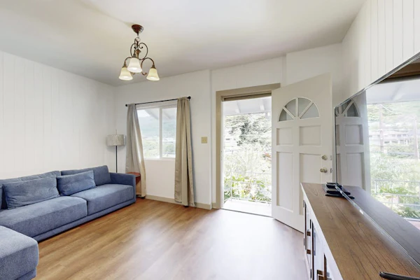 Newly renovated guest house with lush landscaping & gazebo