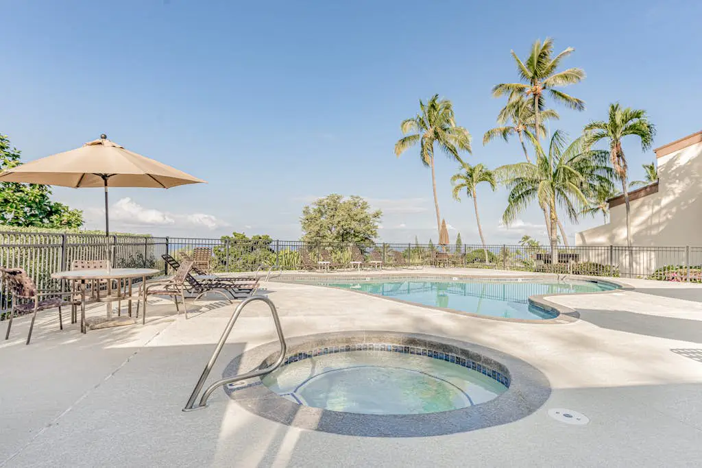 Country Club Villas 102