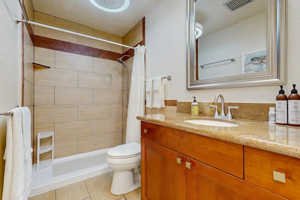 Country Club Villas 102