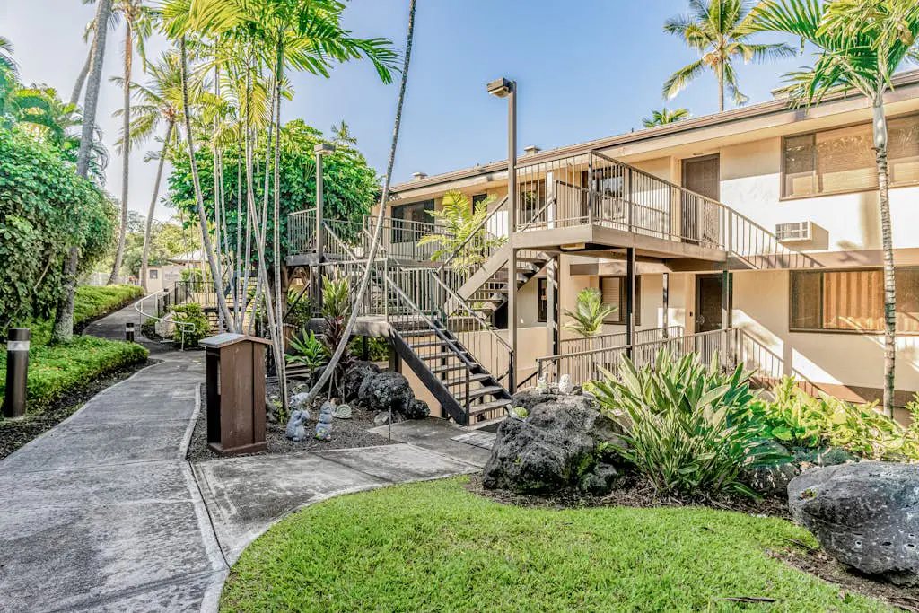 Country Club Villas 102