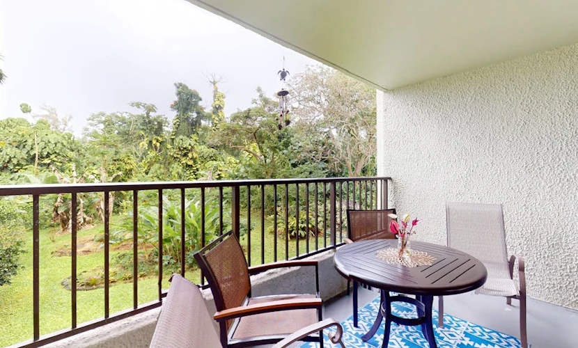 Sleek Waterfront Condo w/ a Shared Pool, Fast WiFi, & a Full Kitchen