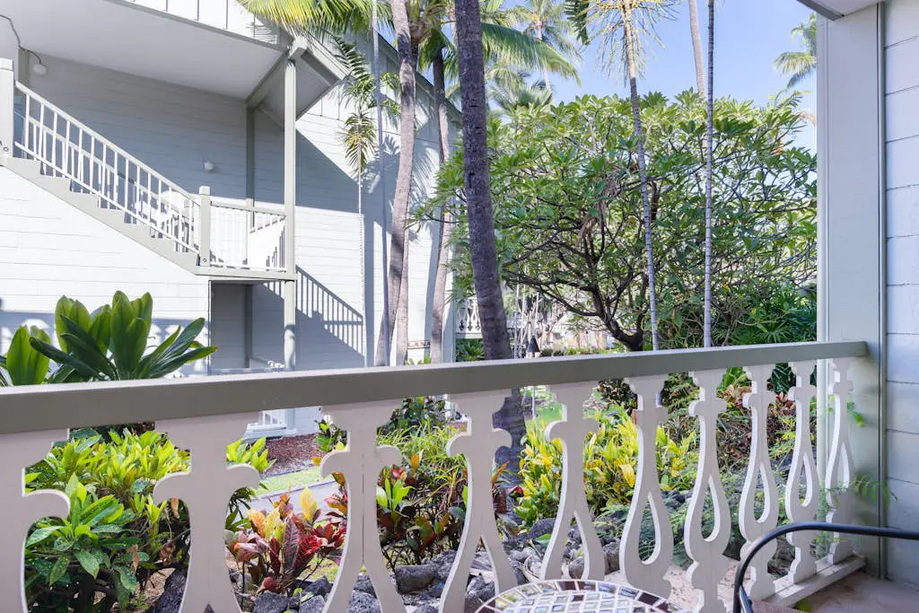 Kona Islander Inn 112