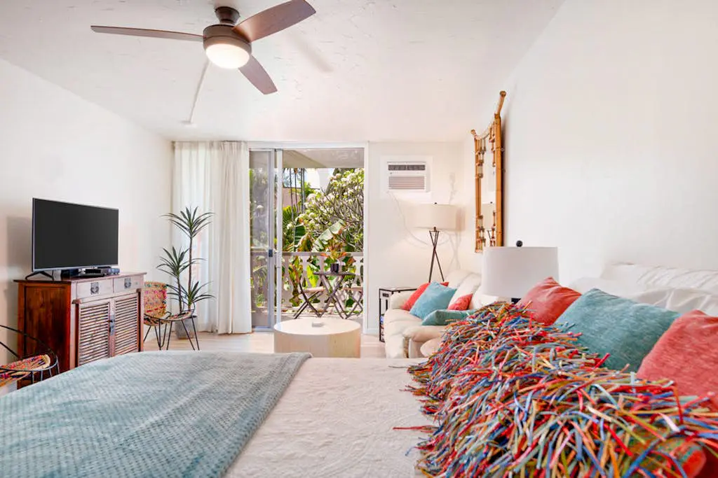 Kona Islander Inn 219
