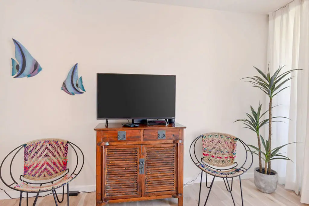 Kona Islander Inn 219
