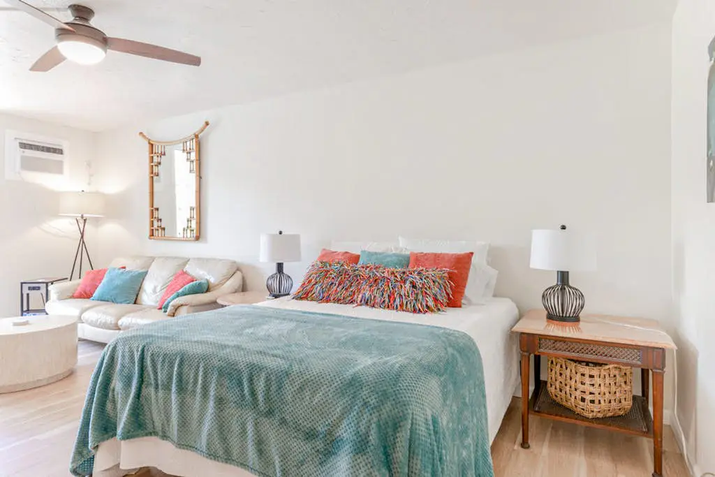 Kona Islander Inn 219