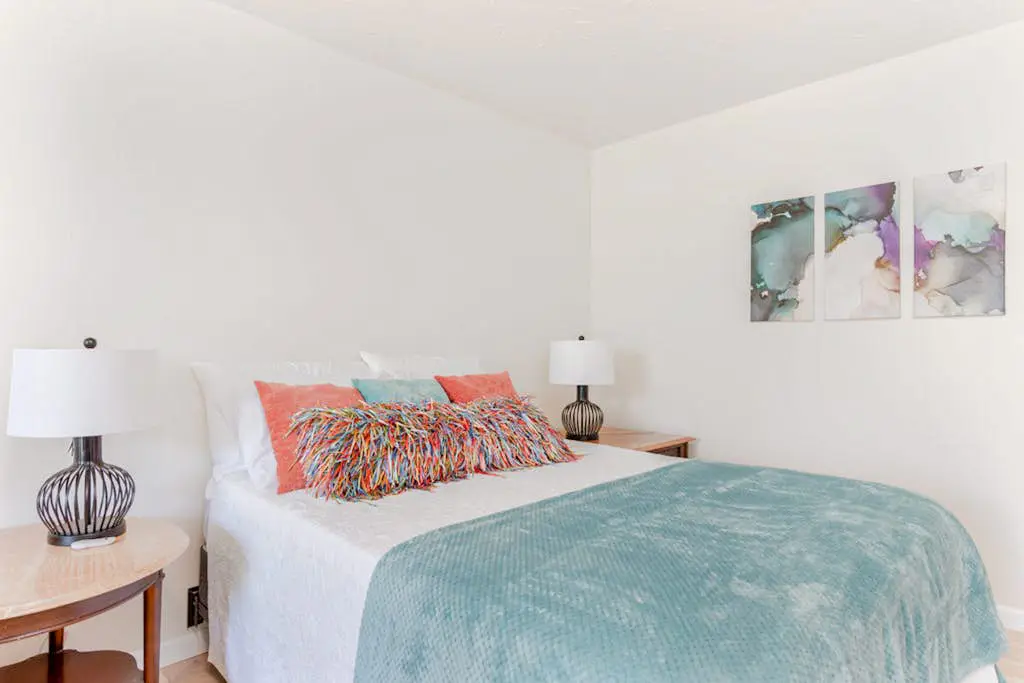 Kona Islander Inn 219