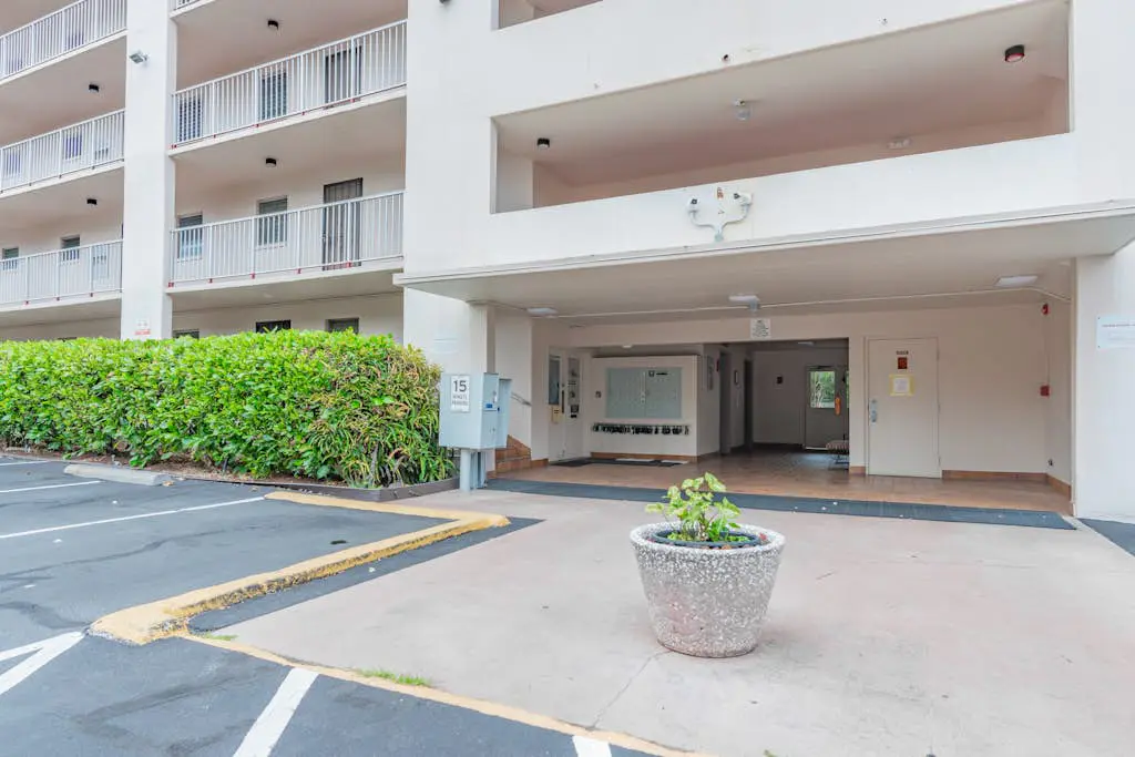 Kailua Village Resort 605