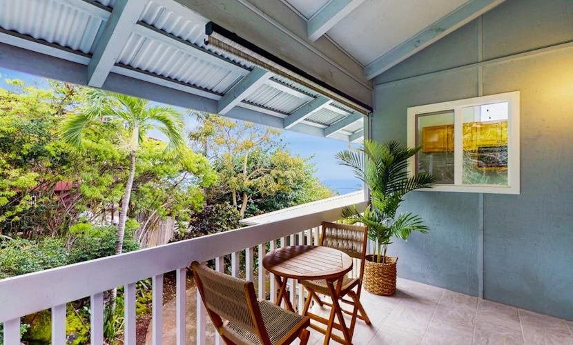 Cozy ohana studio with lush landscaping, lanai with ocean views, gazebo, firepit