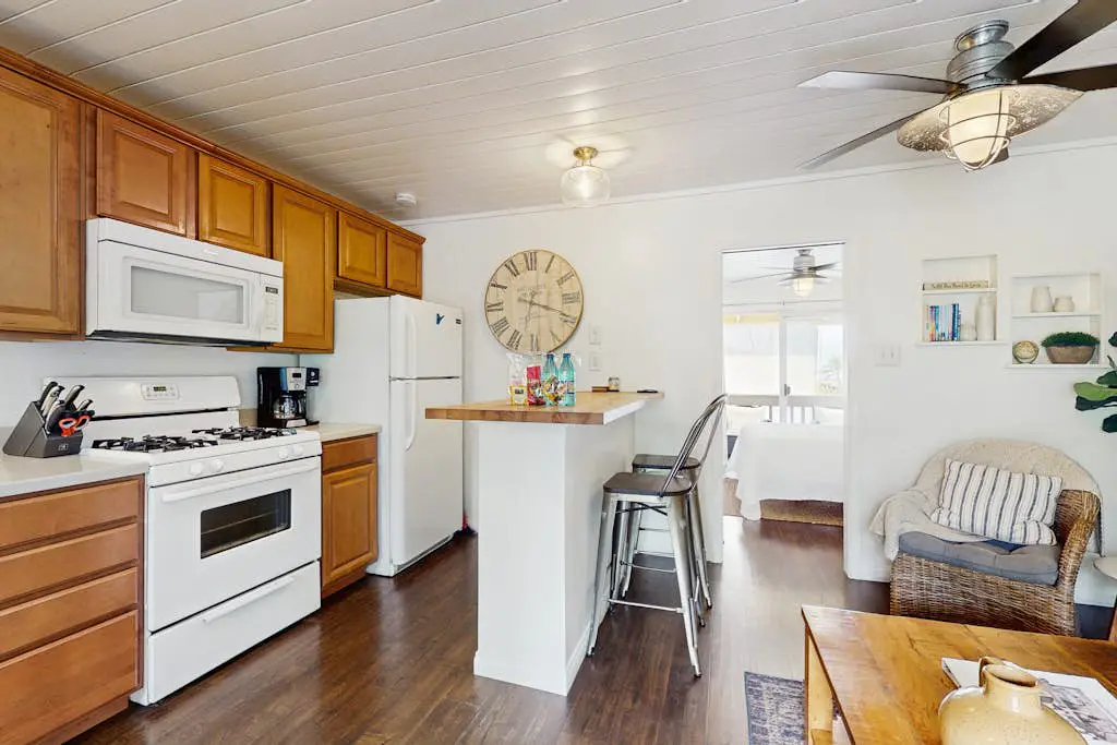 Kona Shores 229