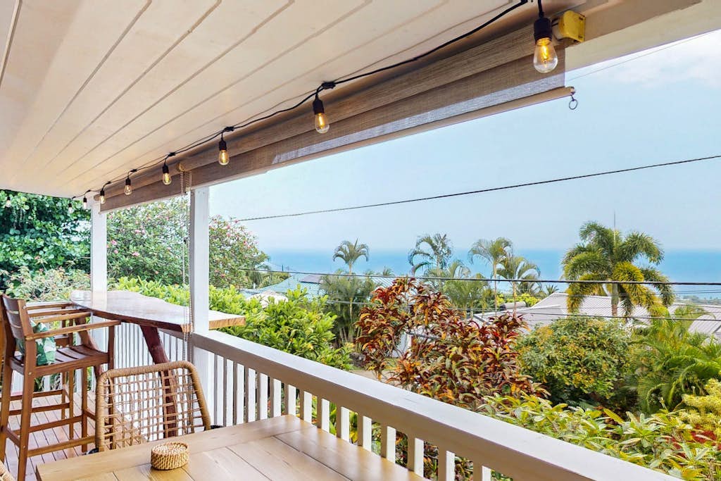 Beautiful home with ocean views, lanai, private gazebo, firepit -great location