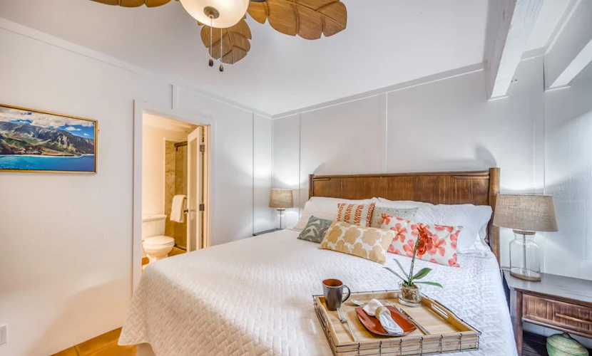 Bright two-story condo w/washer/dryer, shared outdoor pool, & free WiFi