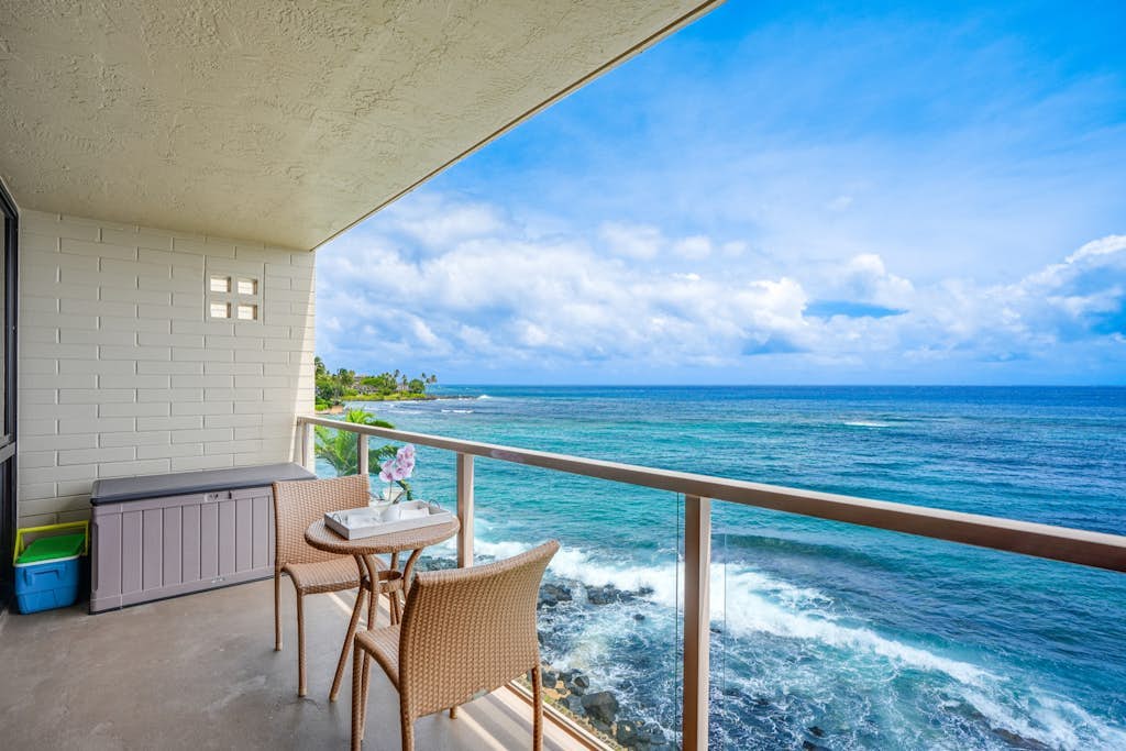 Oceanfront condo in Poipu with balcony, W/D & partial AC - 10 steps to the beach