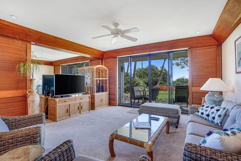 First-floor condo w/ ocean view, washer/dryer, &  outdoor pool