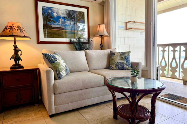 Top-floor beach corner unit - sweeping oceanfront views - beachside pool/hot tub