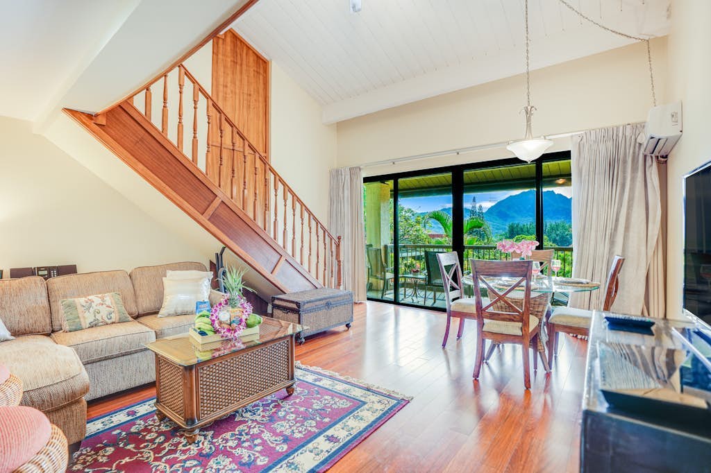 Top floor, loft-bedroom combo studios with garden, pool & mountain views
