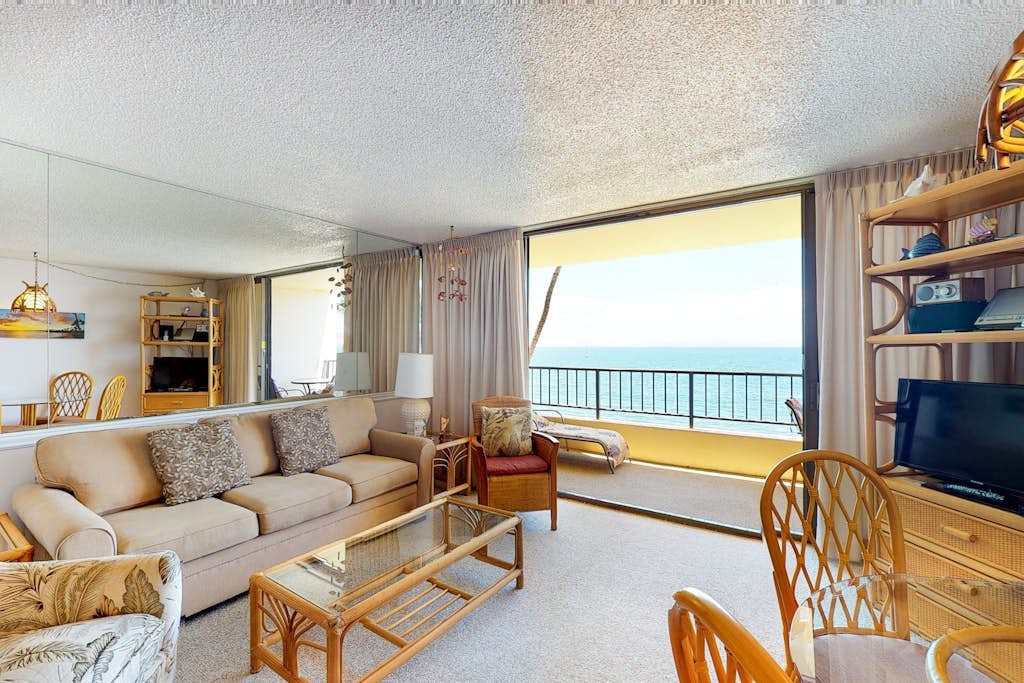 Sugar Beach Resort Condo w/ A/C, Private W/D-Great Location