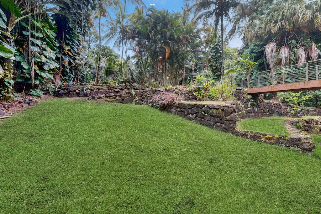 Tranquil Island Escape | Walk to Kehena  Beach | Washer & dryer, WiFi