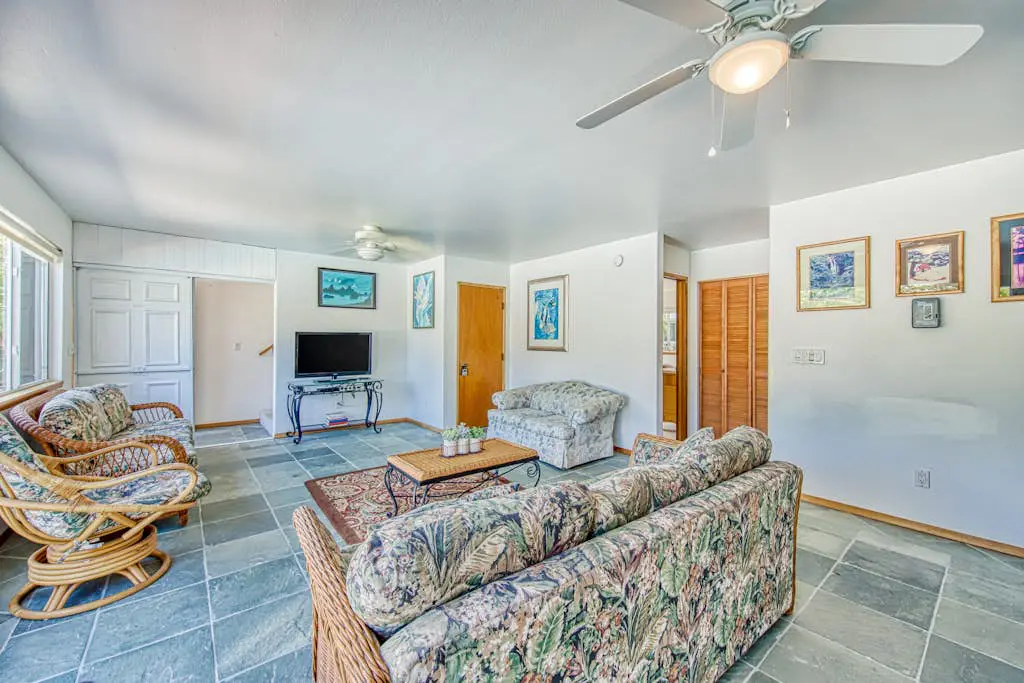 Kona Kanewa Home