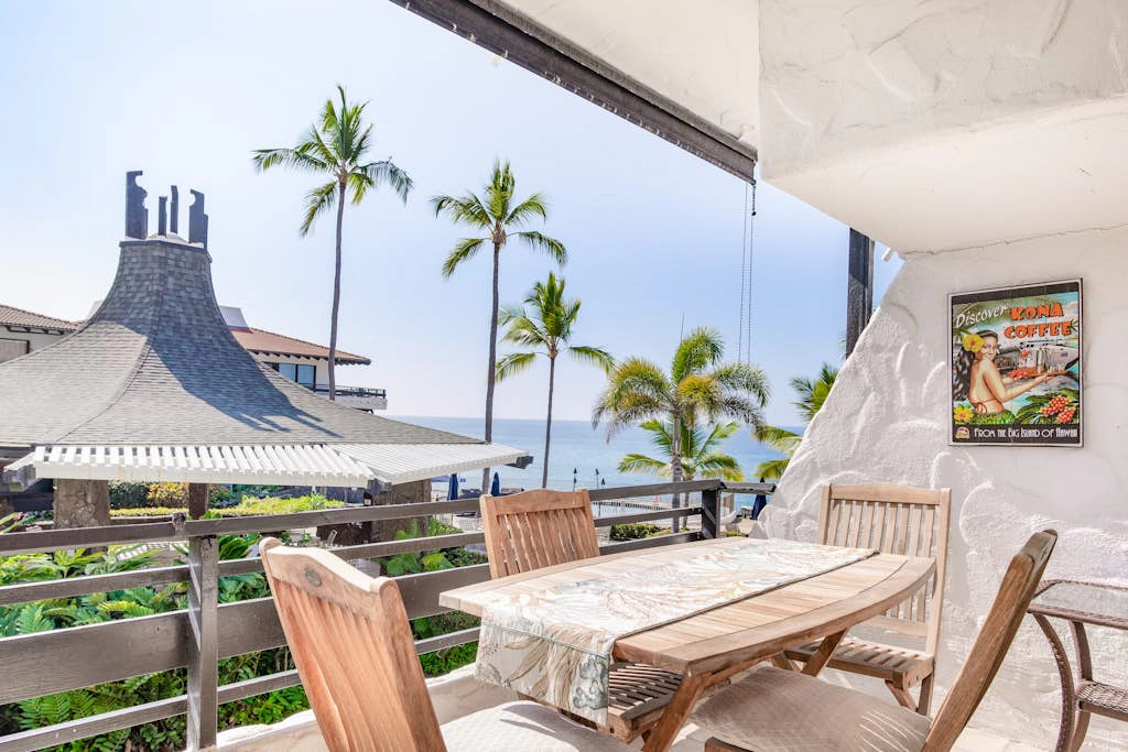 -Casa de Emdeko Ali'i Shores