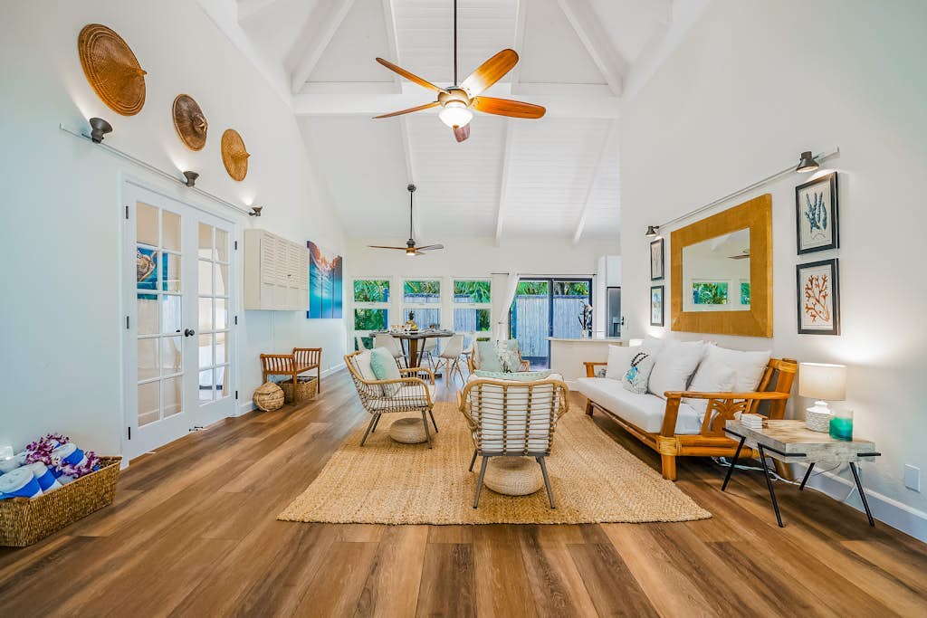Bright & spacious home near the ocean w/ gas grill and patio - newly remodeled