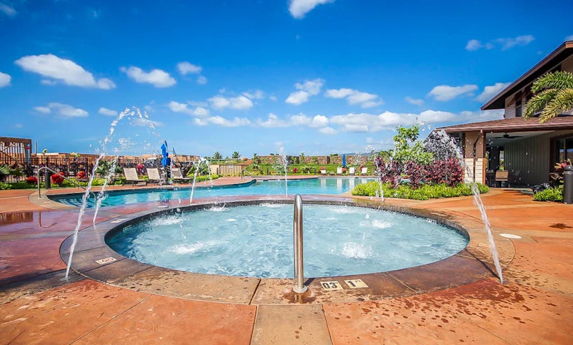Ground-Floor Condo w/Shared Pool, Hot Tub, Free WiFi, and Central AC