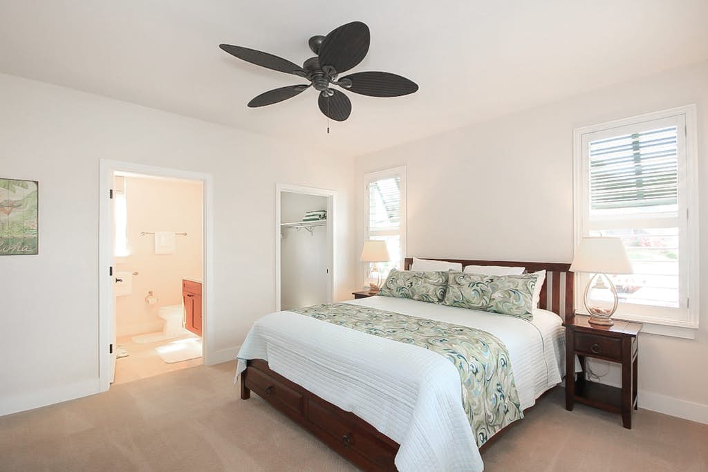 Ground-Floor Condo w/Shared Pool, Hot Tub, Free WiFi, and Central AC