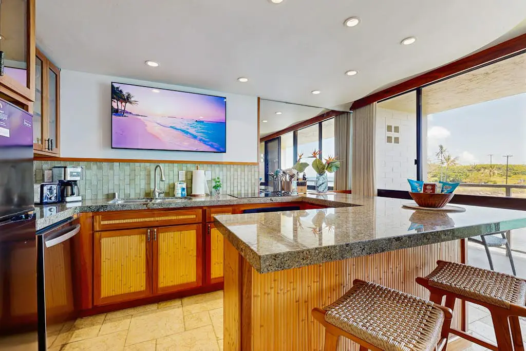Kuhio Shores 207