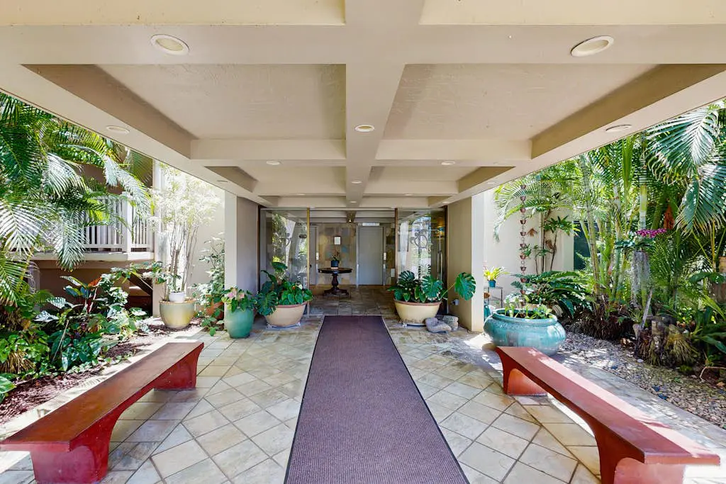 Kuhio Shores 207